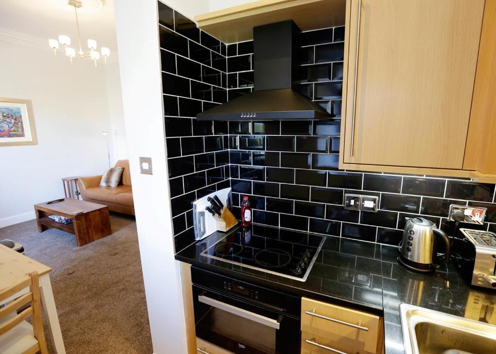 Beautiful Edinburgh New Town Apartment מראה חיצוני תמונה